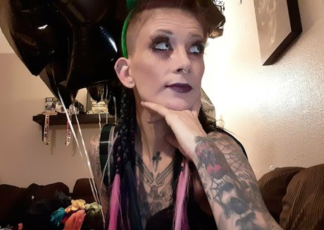 yanasincell666 model erotic pictures