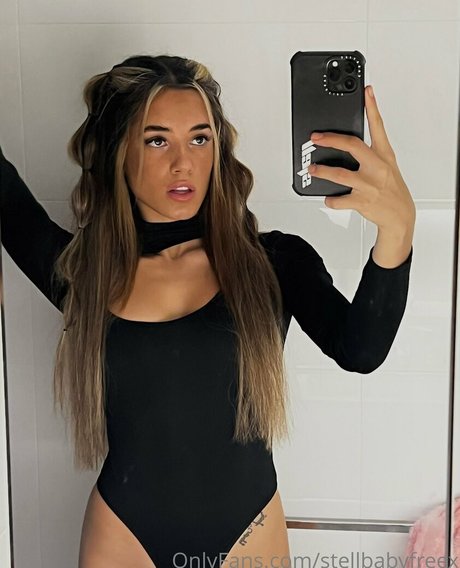 stellbabyfreex model top picture