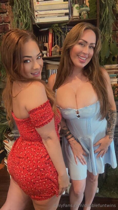 doublefuntwins pornstar adult picture