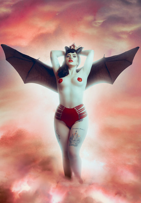 gothamqueenslaysfree erotic pornstar picture