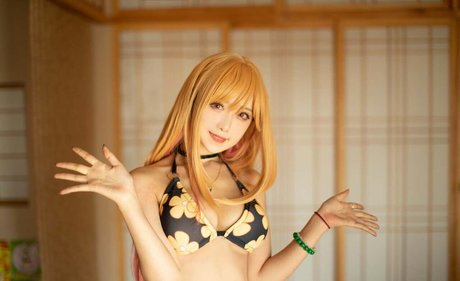 Shika daily model sexy pics