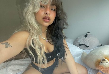 hairy pregnant onlyfans porno picture