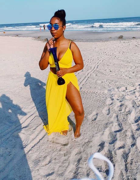 violetvixennfree model sexy pictures