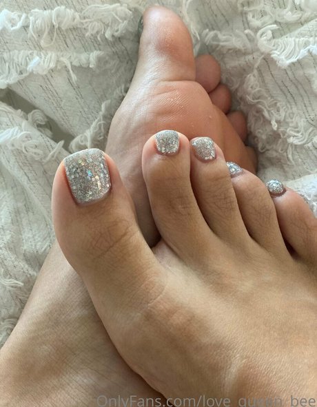 love queen bee nice model galleries