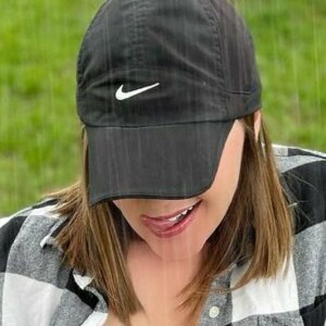 public onlyfans pornographic photos