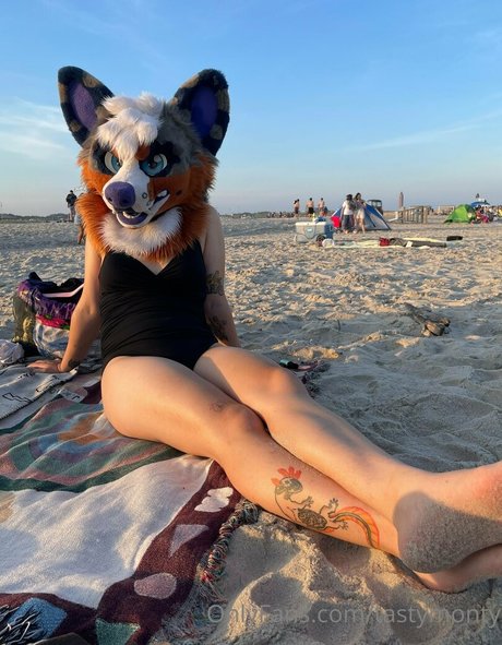 tastymonty top model pics