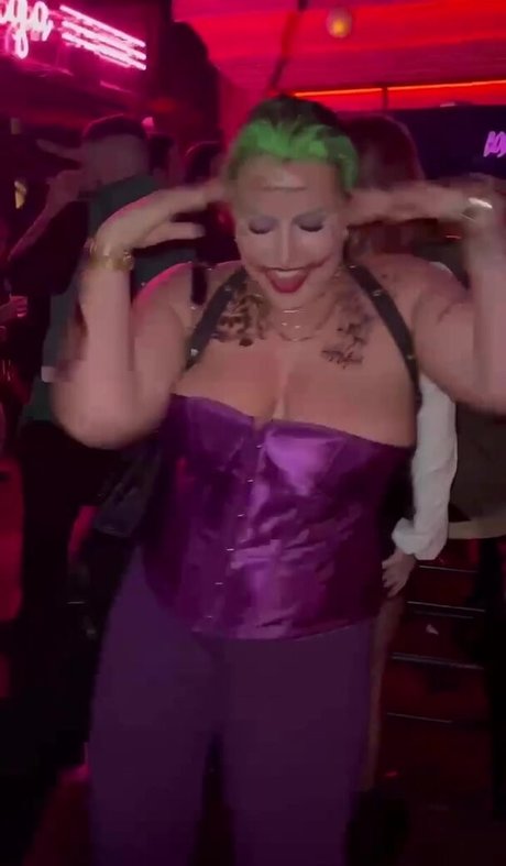 Lizzy Maguire hot model pictures