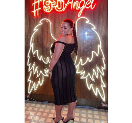 Lizzy Maguire hot model photos