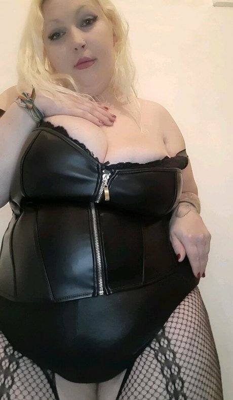 mistressmel1 model hd pic