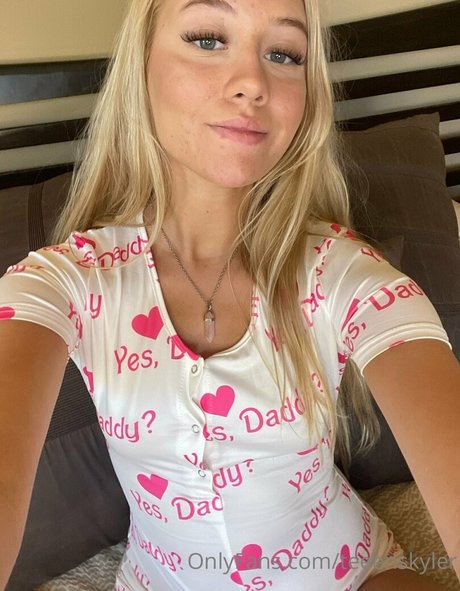 teeenskyler star hot img