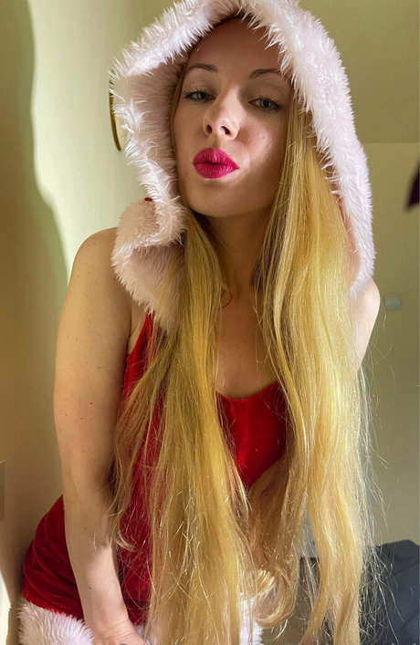 tati model actress images