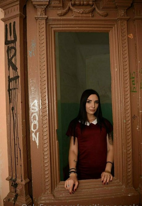 exciting angela erotic pornstar img