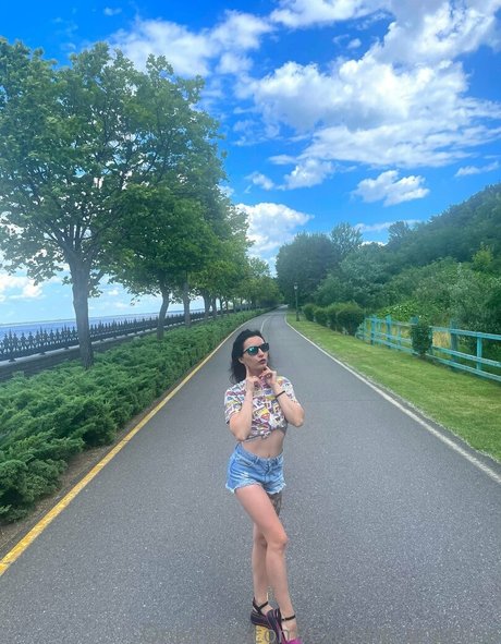 exciting angela star naked images