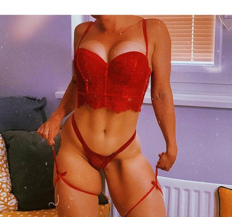 bikiniwarriorgb porn star picture