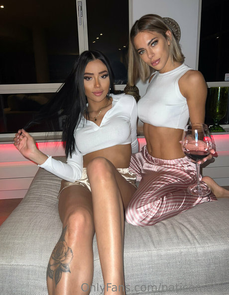 naticometto pornographic actress picture