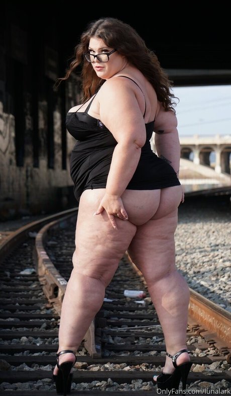 mom fuck onlyfans porn images