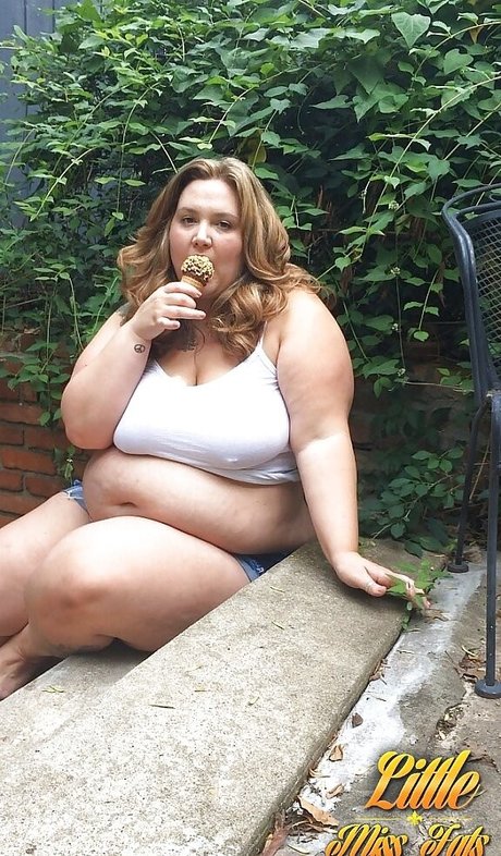 Corissa Enneking sex actress image