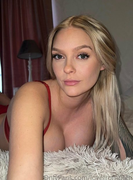 LoveFromBeth model free picture