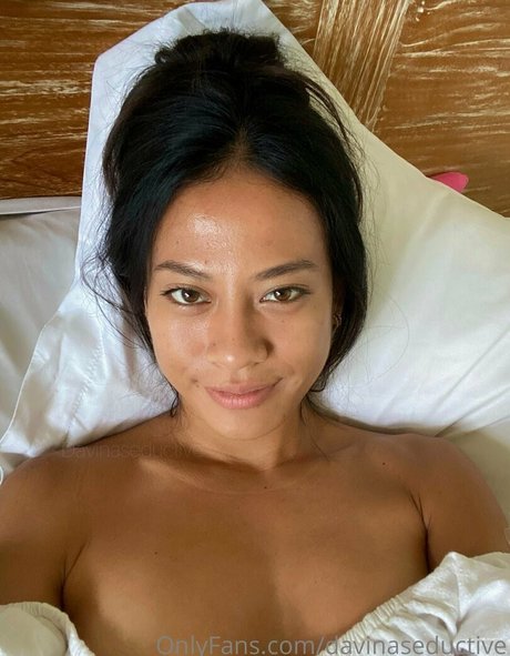 davinaseductive pornstar adult img