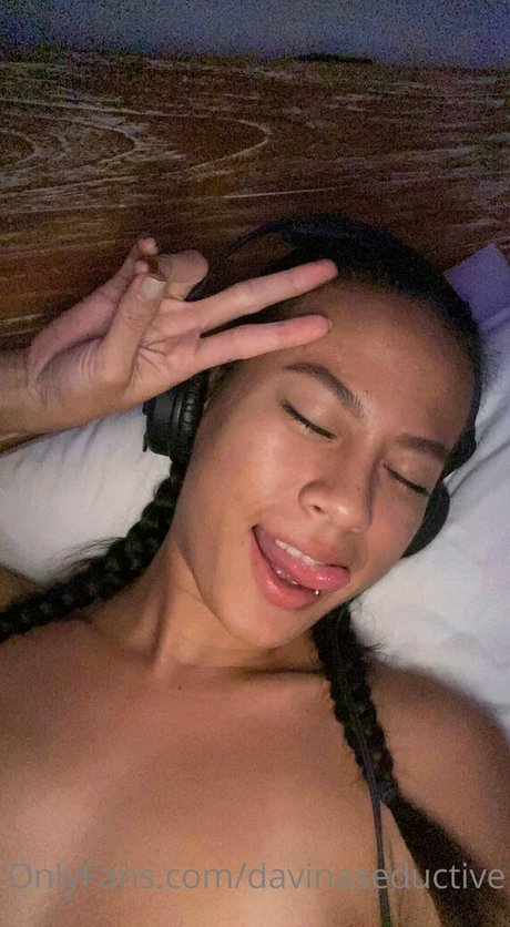 davinaseductive pornstar hd gallery