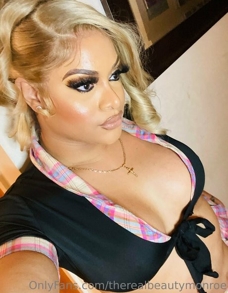 therealbeautymonroe naked pornstar pic