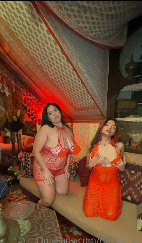 Devicartel model hot pic