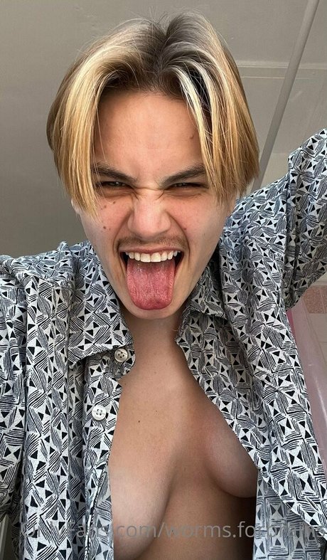 worms forbrains Photo Gallery