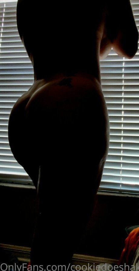 cookiedoeshake free pornstar img