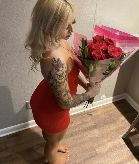 Kuttemreece erotic pornstar picture