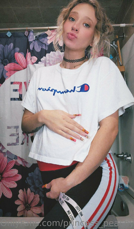 princess peachy22 hot pornstar pictures