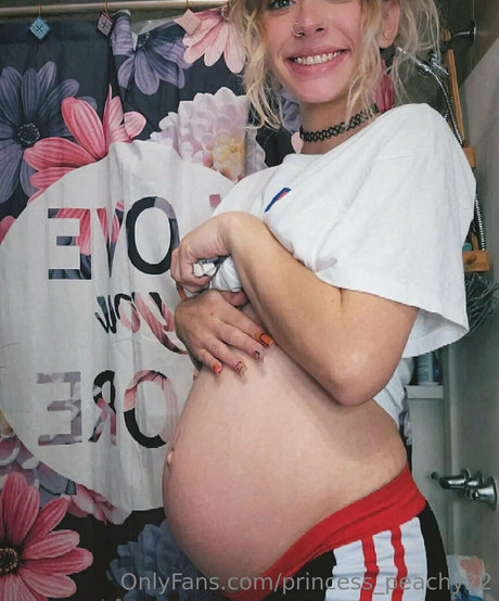 princess peachy22 star art img