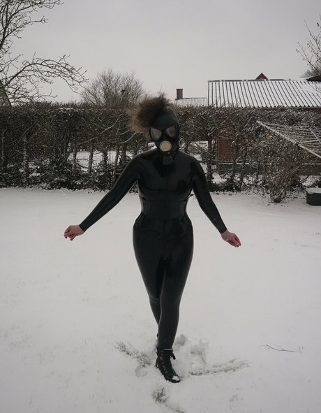 latexblizfree naked pornstar pictures