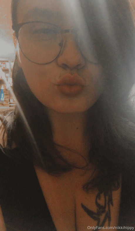 nikkihippy nice pornstar picture