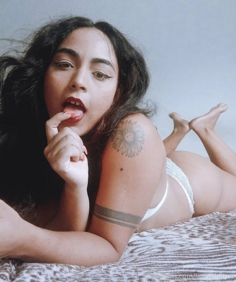 dark skin onlyfans beautiful pics