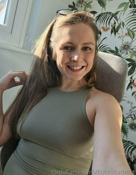 cutestudent pornstar pretty picture