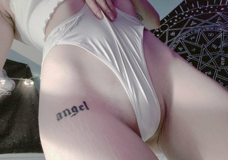 goth kitteen star naked pic