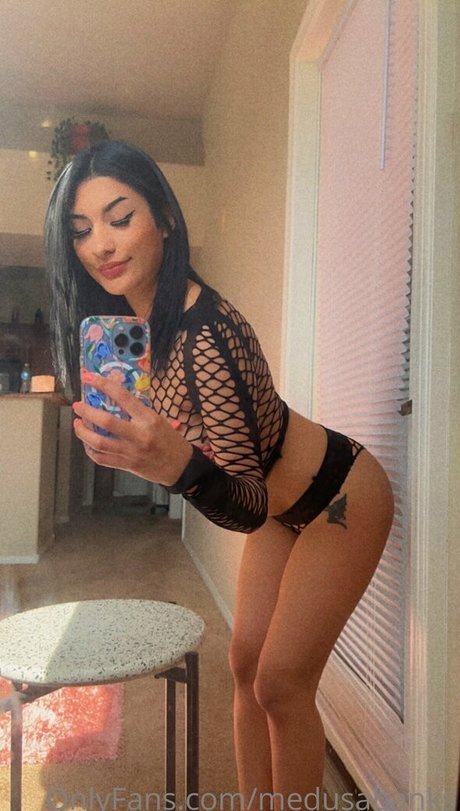 medusabanks star best photo