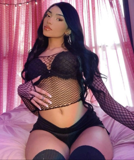 Ariel Stone exclusive pornstar photo