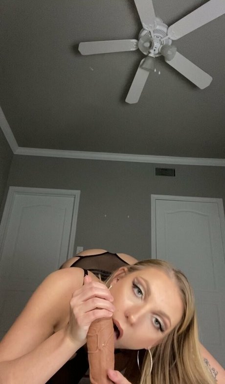 leann morgann model hd image