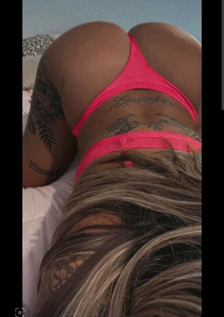 Meya Taylor_ hot pornstar image