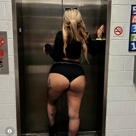 Meya Taylor_ exclusive star galleries