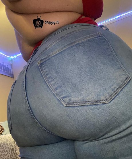 theyhateshippy naked pornstar photos