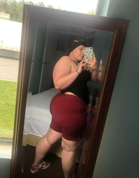 theyhateshippy adult model photo