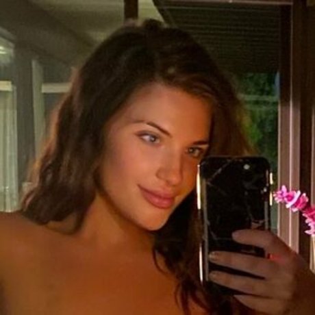 Brooke Barrows star xxx img