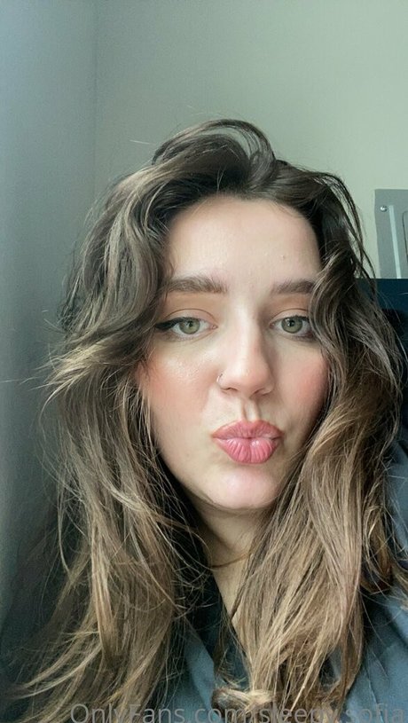 sleepy sofia model erotic picture