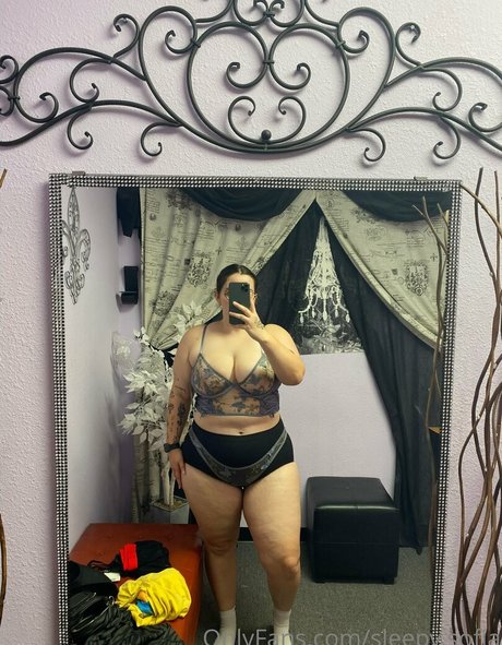 sleepy sofia model exclusive pictures