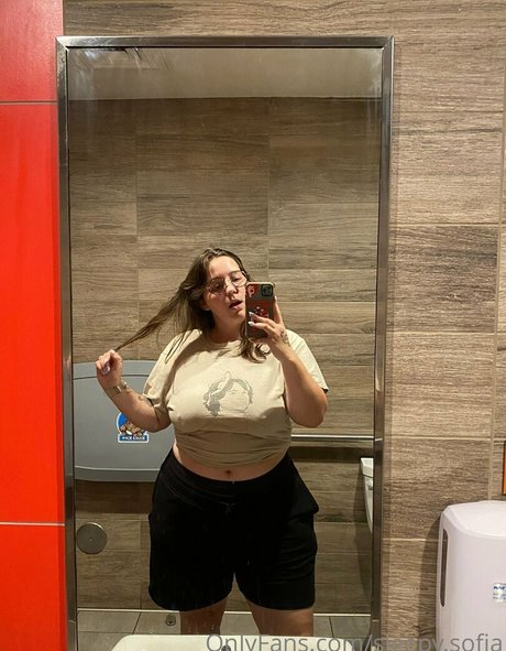 sleepy sofia hd actress img