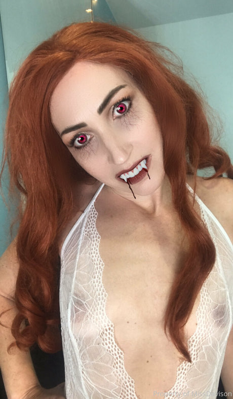 thick latina milf onlyfans sexy images