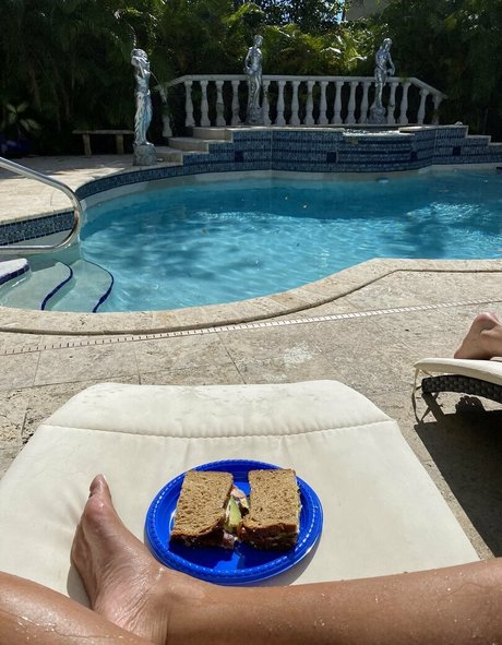 mega onlyfans hot nude gallery