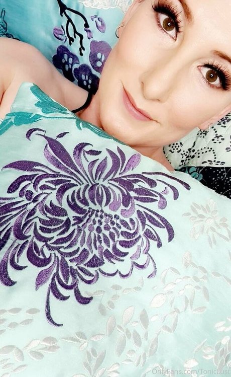 milf tits onlyfans beautiful photo